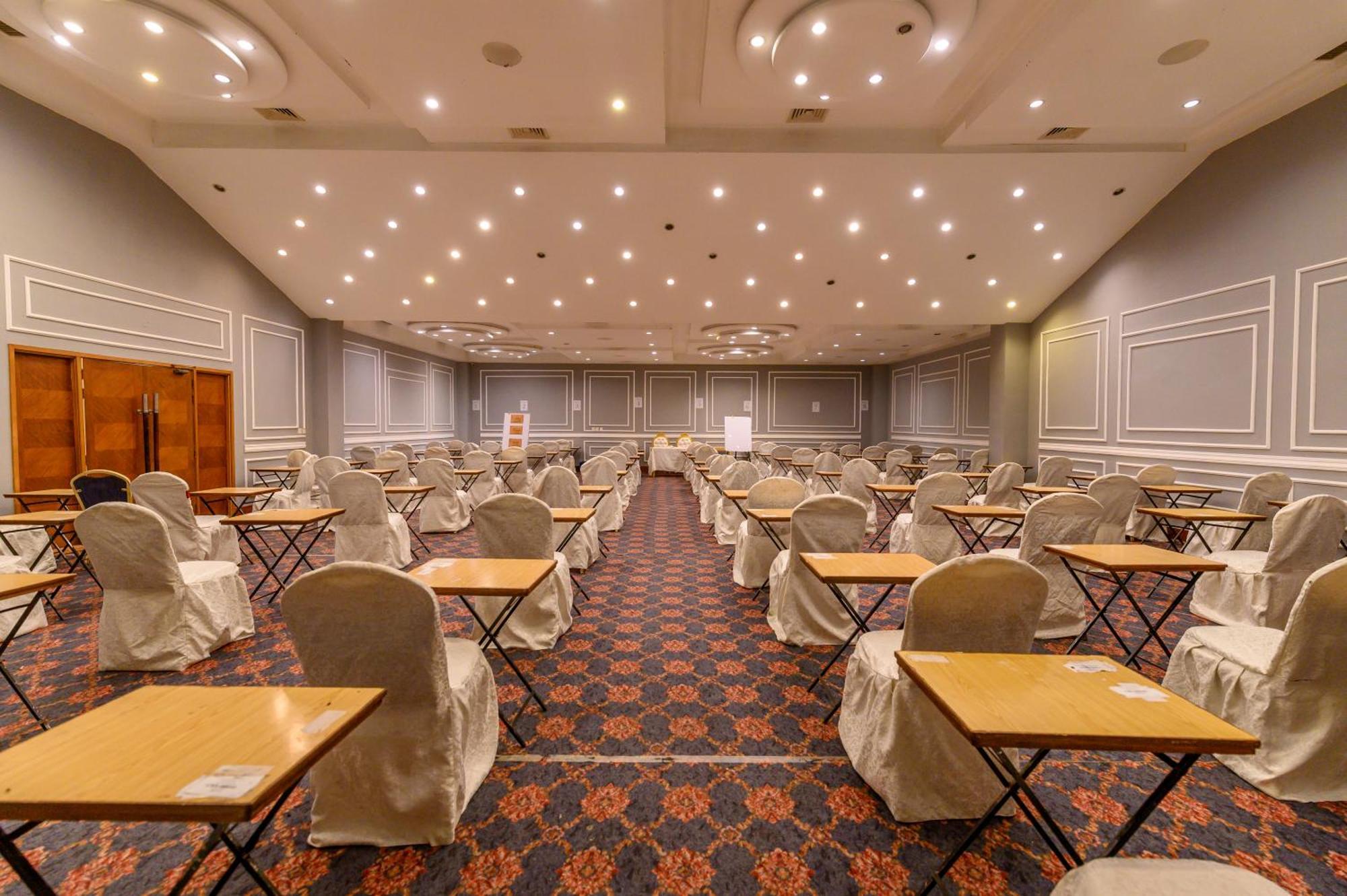 Hotel One Faisalabad Exterior foto